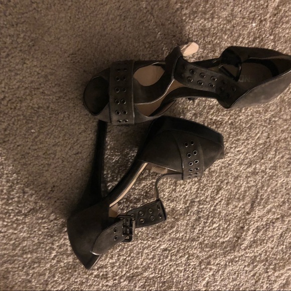 Fendi Sandals - Picture 3 of 5